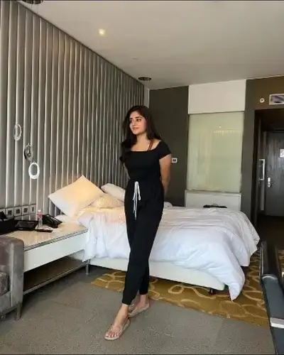 Call Girls Service in Sagbara